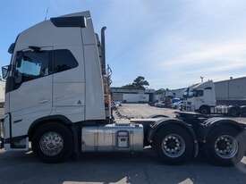 Volvo FH16 Globetrotter - picture2' - Click to enlarge