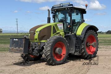 Claas 2017   AXION 930 TRACTOR