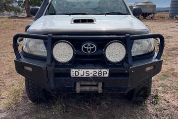 2010 Toyota Hilux Space Cab Ute