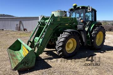 John Deere 2017   6155M