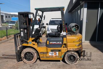 Mitsubishi FG25T LPG Forklift | 4.3m Triplex | Side Shift