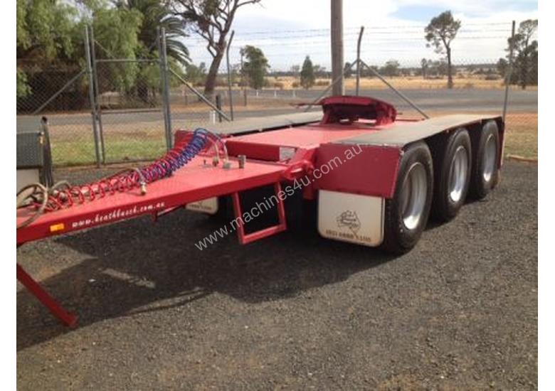 caption 2013 NEAR NEW HBT TRI AXLE DOLLY