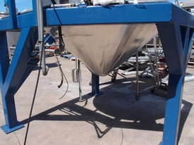 Stainless Steel Storage - Capacity 1,000 Lt. - picture1' - Click to enlarge