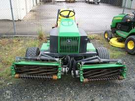 2001 John Deere 2563B - picture0' - Click to enlarge