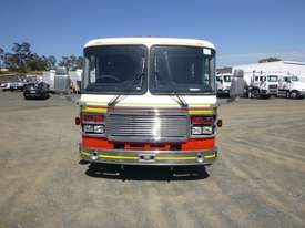 Freightliner  Cab chassis Truck - picture0' - Click to enlarge