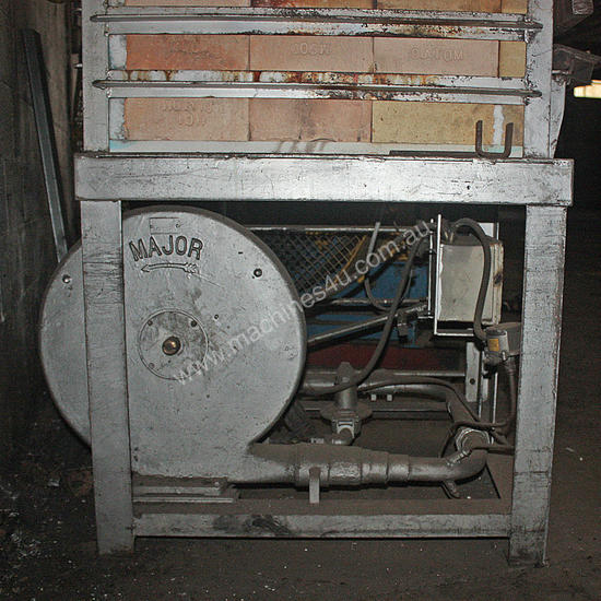 Used Unknown Gas Fired Furnace Oven blacksmiths Kiln 600 Furnace