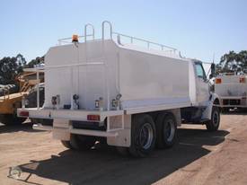 1998 Ford L8000 - picture0' - Click to enlarge