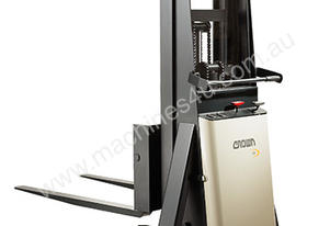 Crown B Series-Straddle