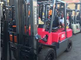 Nissan PJ02A30 3000mm Lift 3 Ton Refurbished  - picture0' - Click to enlarge