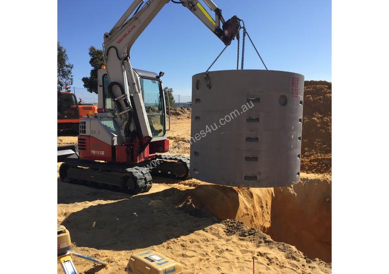 caption NEW : 5.5T MINI EXCAVATOR FOR SHORT AND LONG TERM DRY HIRE