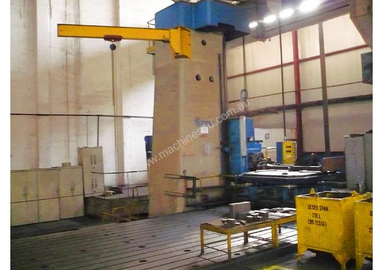 caption 10M Skoda Floor Borer