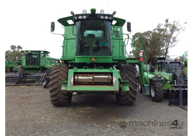 caption John Deere 9870 STS Header(Combine) Harvester/Header
