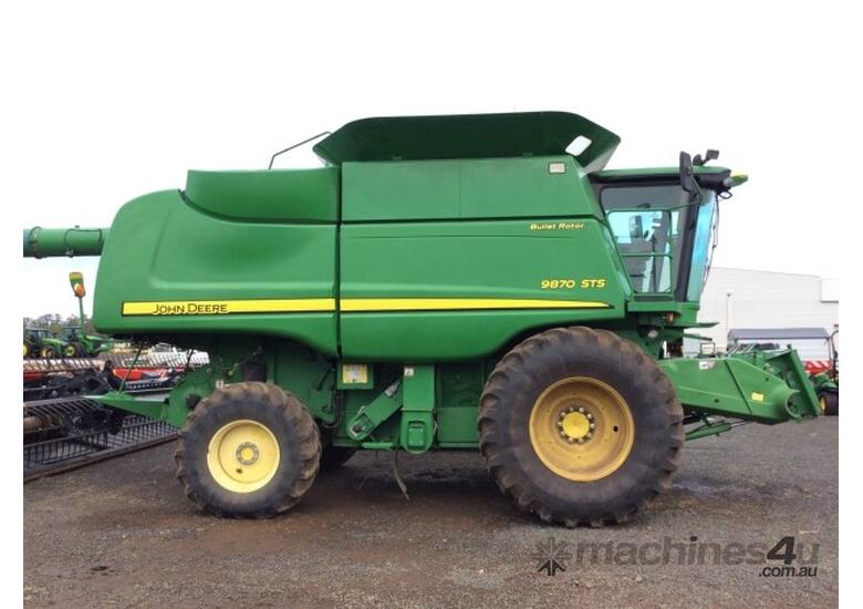 caption John Deere 9870 STS Header(Combine) Harvester/Header