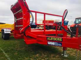 WMI Industries Albybone Bale Feeder - picture0' - Click to enlarge