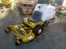 walker zero turn mower with catcher - picture0' - Click to enlarge