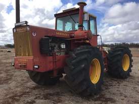 Versatile 800 FWA/4WD Tractor - picture0' - Click to enlarge