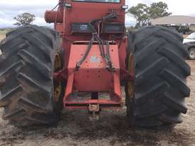 Versatile 800 FWA/4WD Tractor - picture1' - Click to enlarge