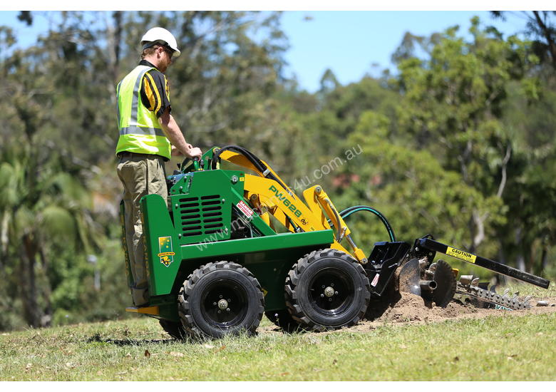 caption KANGA PW628 6 SERIES PETROL MINI LOADER
