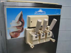 Carpigiani Super Tre BP Ice Cream Soft Serve Two Flavour Dispenser System Machine - picture0' - Click to enlarge