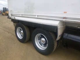 International Acco T2670 Tipper Truck - picture2' - Click to enlarge
