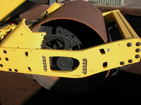 BOMAG BW177 VIBRATING SMOOTH DRUM ROLLER - picture0' - Click to enlarge