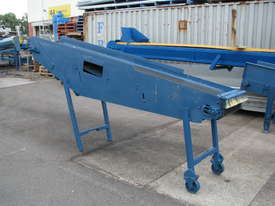 Incline Motorised Belt Conveyor - 3.3m long - picture0' - Click to enlarge