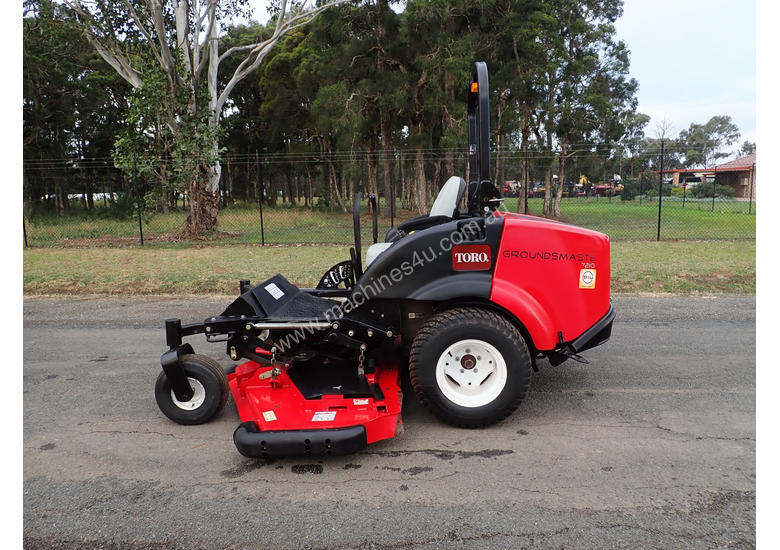 toro groundsmaster zero turn lawn equipment mowers