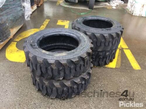 Workmate Skid Steer Tryes, Lot of 4 Tyre Size: 10-16.5 Item Appears In An Unused Condition
