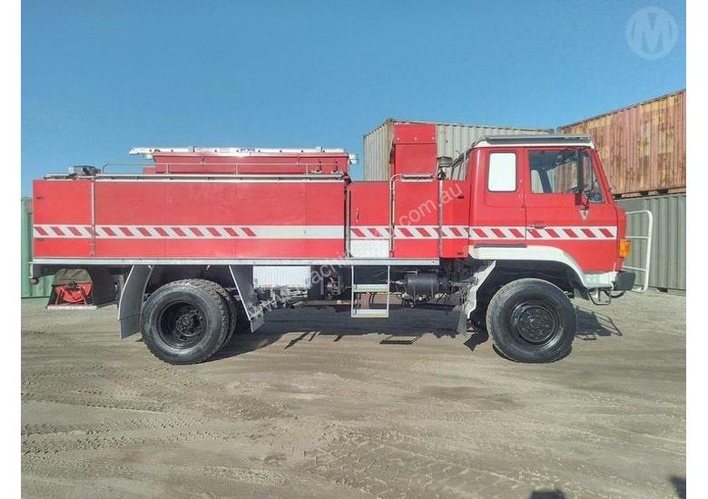caption Hino GT175