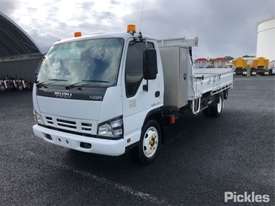 2007 Isuzu NQR450 - picture2' - Click to enlarge