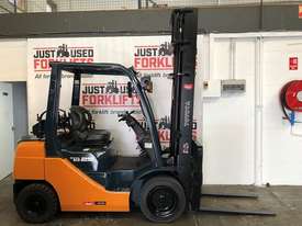 TOYOTA FORKLIFTS 32-8FG25 DELUXE - picture0' - Click to enlarge