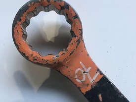 70mm Metric Spanner Wrench Ring / Open Ender Combination (620mm long) - picture1' - Click to enlarge
