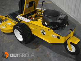 New Walker Model R Zero Turn Mower Residential Side Discharge Petrol - picture2' - Click to enlarge