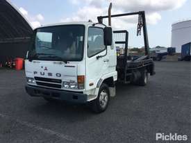 2007 Mitsubishi Fuso Fighter - picture2' - Click to enlarge