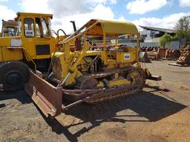 1966 Caterpillar D4D Bulldozer *DISMANTLING* - picture0' - Click to enlarge
