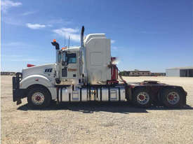 Mack TITAN Primemover Truck - picture2' - Click to enlarge