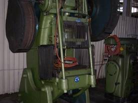 Goetz 70 ton press - picture0' - Click to enlarge