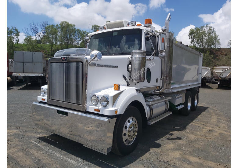 caption Western Star 4864FX Tipper Truck