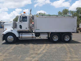 Western Star 4864FX Tipper Truck - picture2' - Click to enlarge