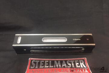 Machine Level - Precision 0.02. Length 200mm
