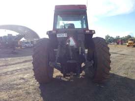 Case IH 7120 Magnum Tractor - picture1' - Click to enlarge