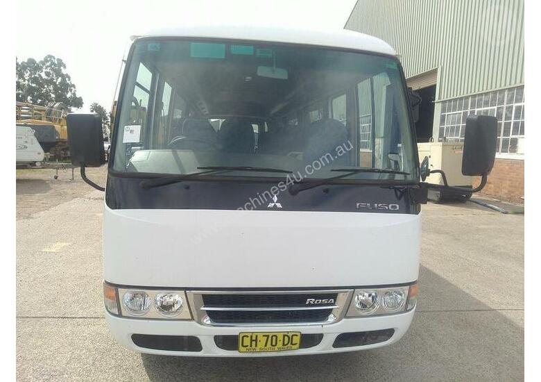caption Mitsubishi Rosa