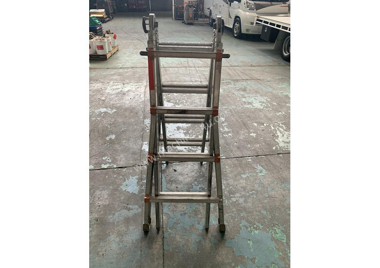 Used Waku Waku Transformer Ladder Compact Telescopic Extension Double