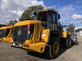 New Wheel Loader  - picture1' - Click to enlarge