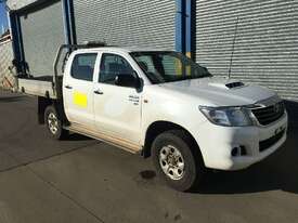 06/2013 Toyota Hilux SR KUN26R 4WD Dual Cab Utilty - picture5' - Click to enlarge