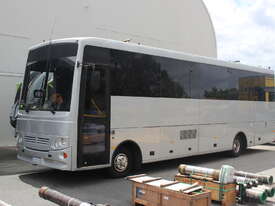 2002 Nissan UD Bus Motor Home - picture0' - Click to enlarge