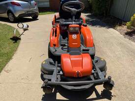 ride on articulated mower - picture0' - Click to enlarge