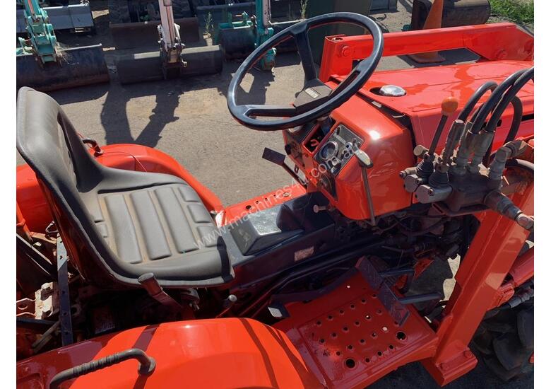 Used Kubota B7200 HST Backhoe in BROOKLYN, VIC