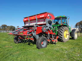 FARMTECH FTD 3000 TINE SEED DRILL (3.0M) - picture1' - Click to enlarge