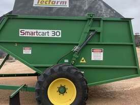 2015 John Deere TecFarm Chaff Cart Attach Harvesting - picture1' - Click to enlarge